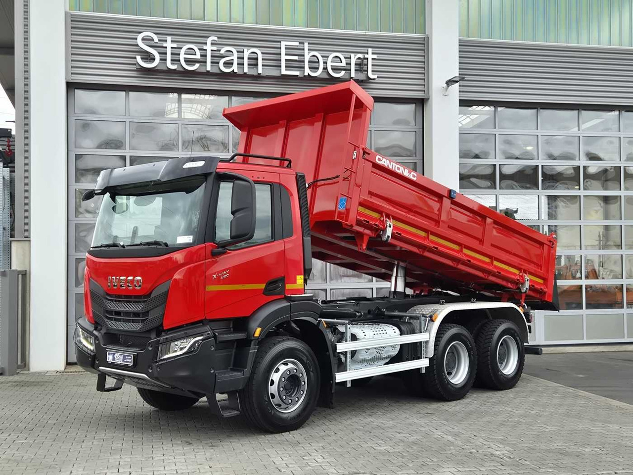 Iveco X-Way AD300X48Z HR OFF 6x4 Bordmatik Intarder - Camion benne: photos 1 Iveco X-Way AD300X48Z HR OFF 6x4 Bordmatik Intarder - Camion benne: photos 1