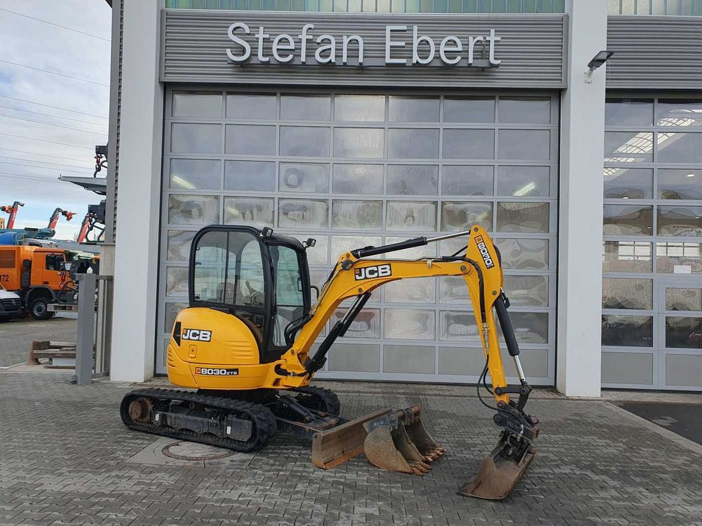 JCB 8030 ZTS / MS03 / 1.750h / 2019 / Löffelpaket - Mini pelle: photos 1 JCB 8030 ZTS / MS03 / 1.750h / 2019 / Löffelpaket - Mini pelle: photos 1