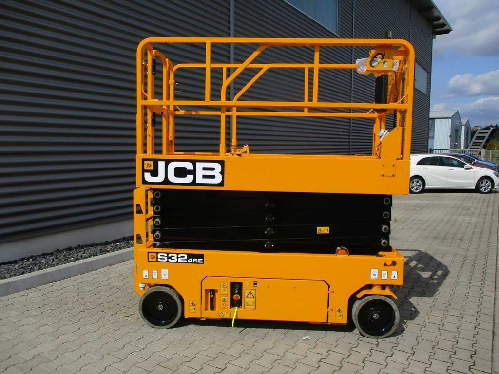 JCB S3246E Scherenbühne // 12m Arbeitshöhe - Nacelle ciseaux: photos 2 JCB S3246E Scherenbühne // 12m Arbeitshöhe - Nacelle ciseaux: photos 2