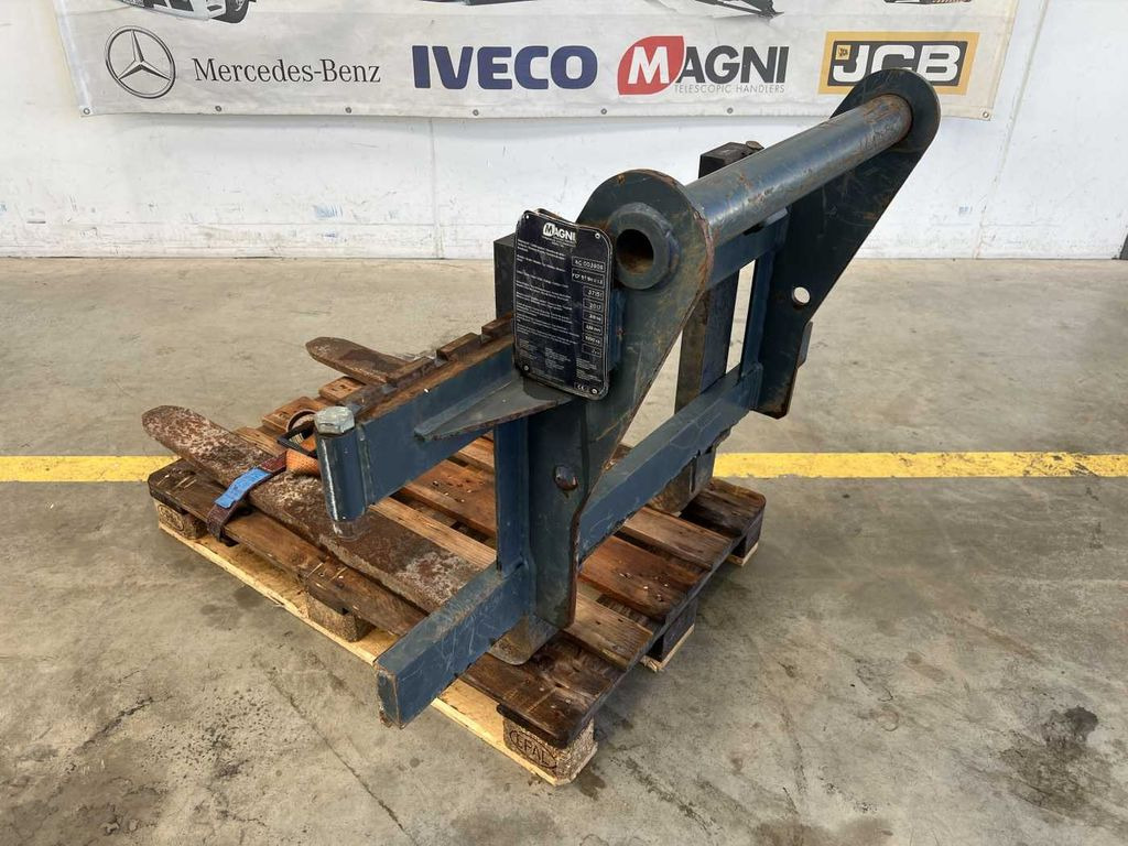 Magni Palettengabel / Manitou / 5.000 kg / 2017 Magni Palettengabel / Manitou / 5.000 kg / 2017 - Fourches: photos 5 Magni Palettengabel / Manitou / 5.000 kg / 2017 Magni Palettengabel / Manitou / 5.000 kg / 2017 - Fourches: photos 5