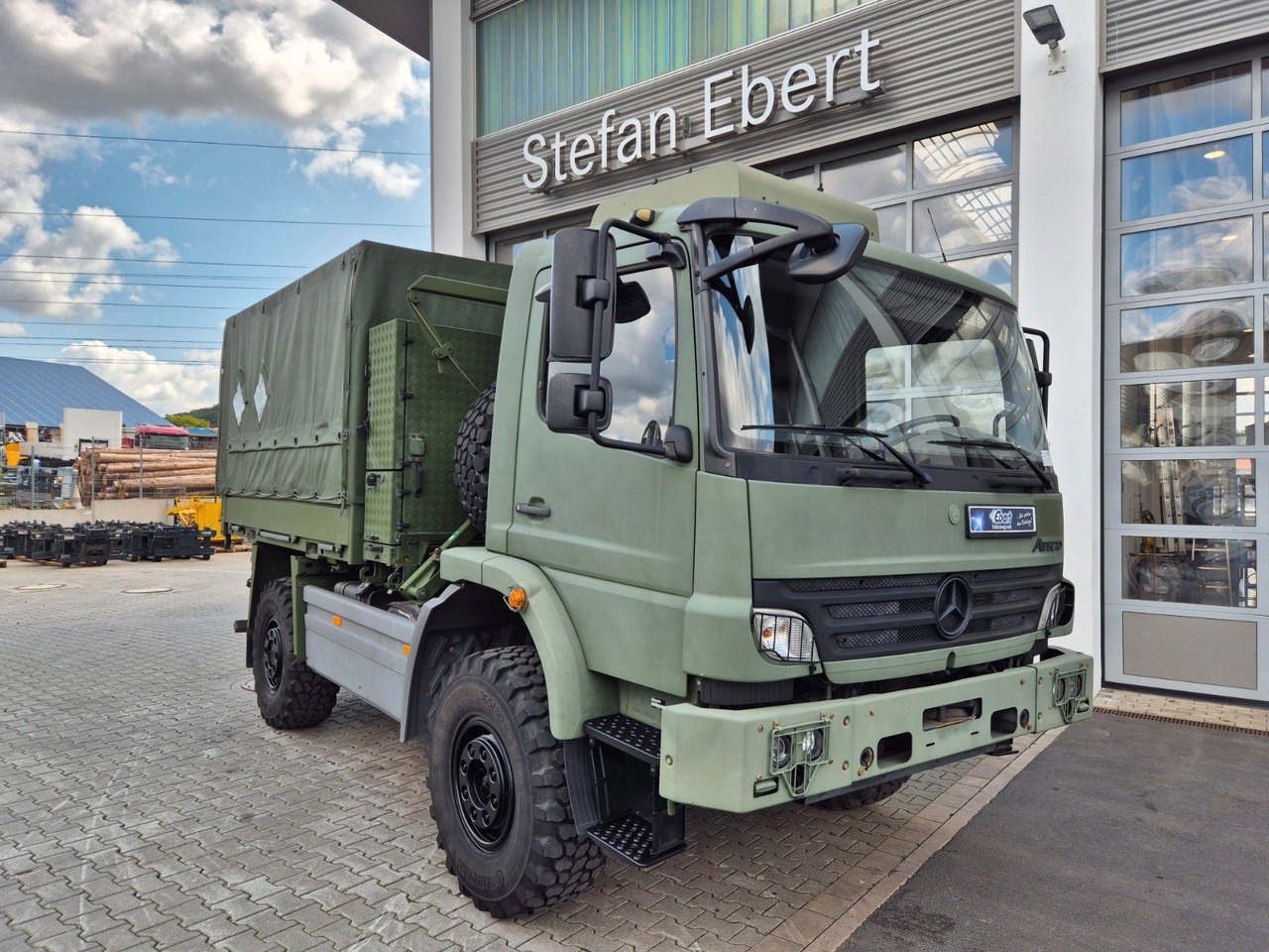 Mercedes-Benz Atego 1018 A 4x4 Singlebereifung 7 Stück vorh. - Camion à rideaux coulissants: photos 3 Mercedes-Benz Atego 1018 A 4x4 Singlebereifung 7 Stück vorh. - Camion à rideaux coulissants: photos 3