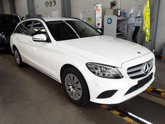 Mercedes-Benz C 180d T LED+RKamera+SHZ+DAB - Voiture break: photos 2 Mercedes-Benz C 180d T LED+RKamera+SHZ+DAB - Voiture break: photos 2