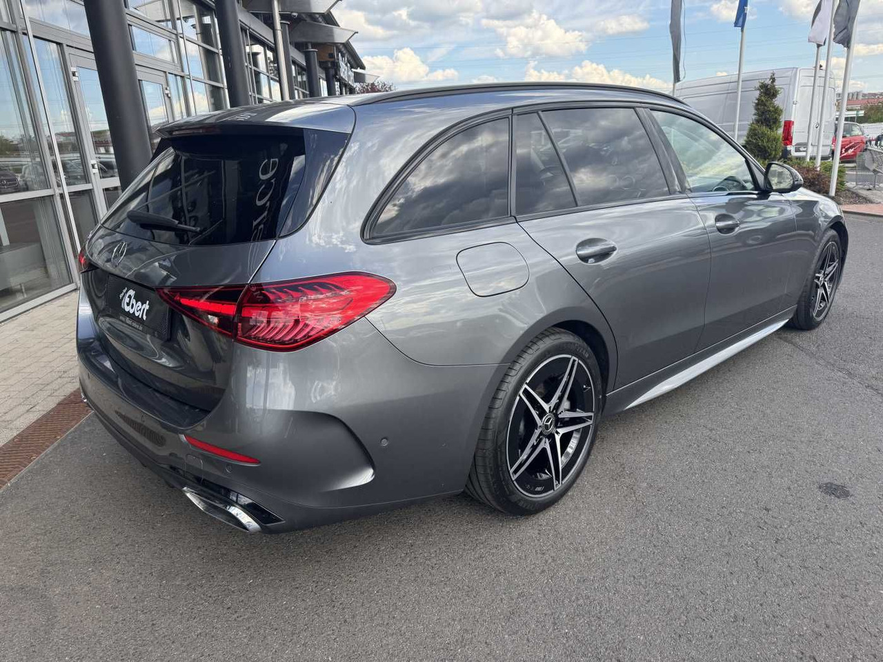 Mercedes-Benz C 200 T AMG Pano+AHK+RFK+Memory+Night+ TotW - Voiture: photos 4 Mercedes-Benz C 200 T AMG Pano+AHK+RFK+Memory+Night+ TotW - Voiture: photos 4