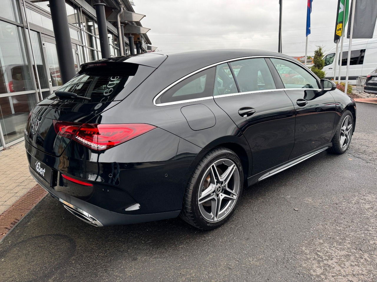 Mercedes-Benz CLA 250e Shooting Brake AMG+RFK+Ambiente+Augment - Voiture break: photos 4 Mercedes-Benz CLA 250e Shooting Brake AMG+RFK+Ambiente+Augment - Voiture break: photos 4