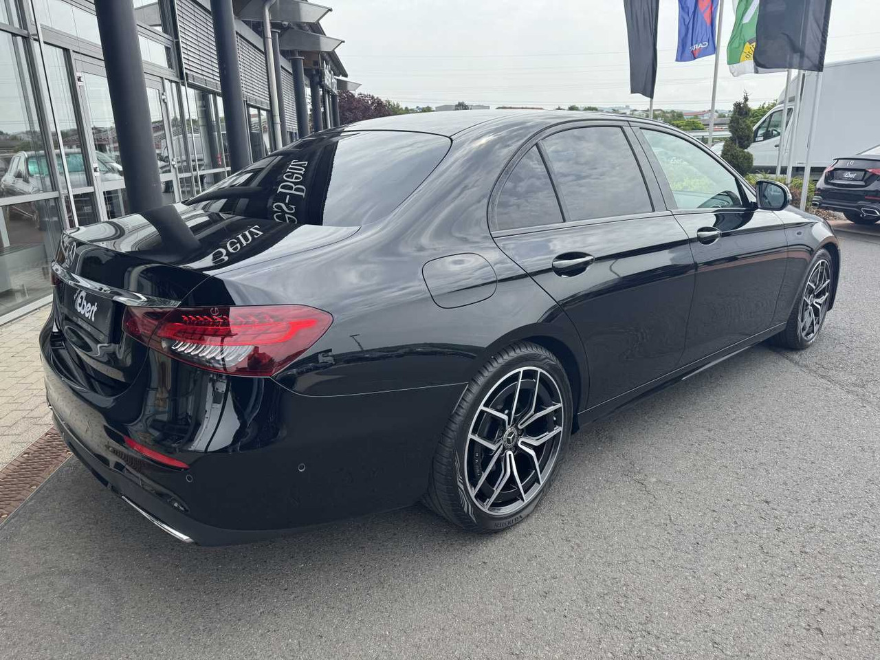 Mercedes-Benz E 220d AMG+Distr+Multibeam+Pano+ Ambiente+Night - Berline: photos 4 Mercedes-Benz E 220d AMG+Distr+Multibeam+Pano+ Ambiente+Night - Berline: photos 4