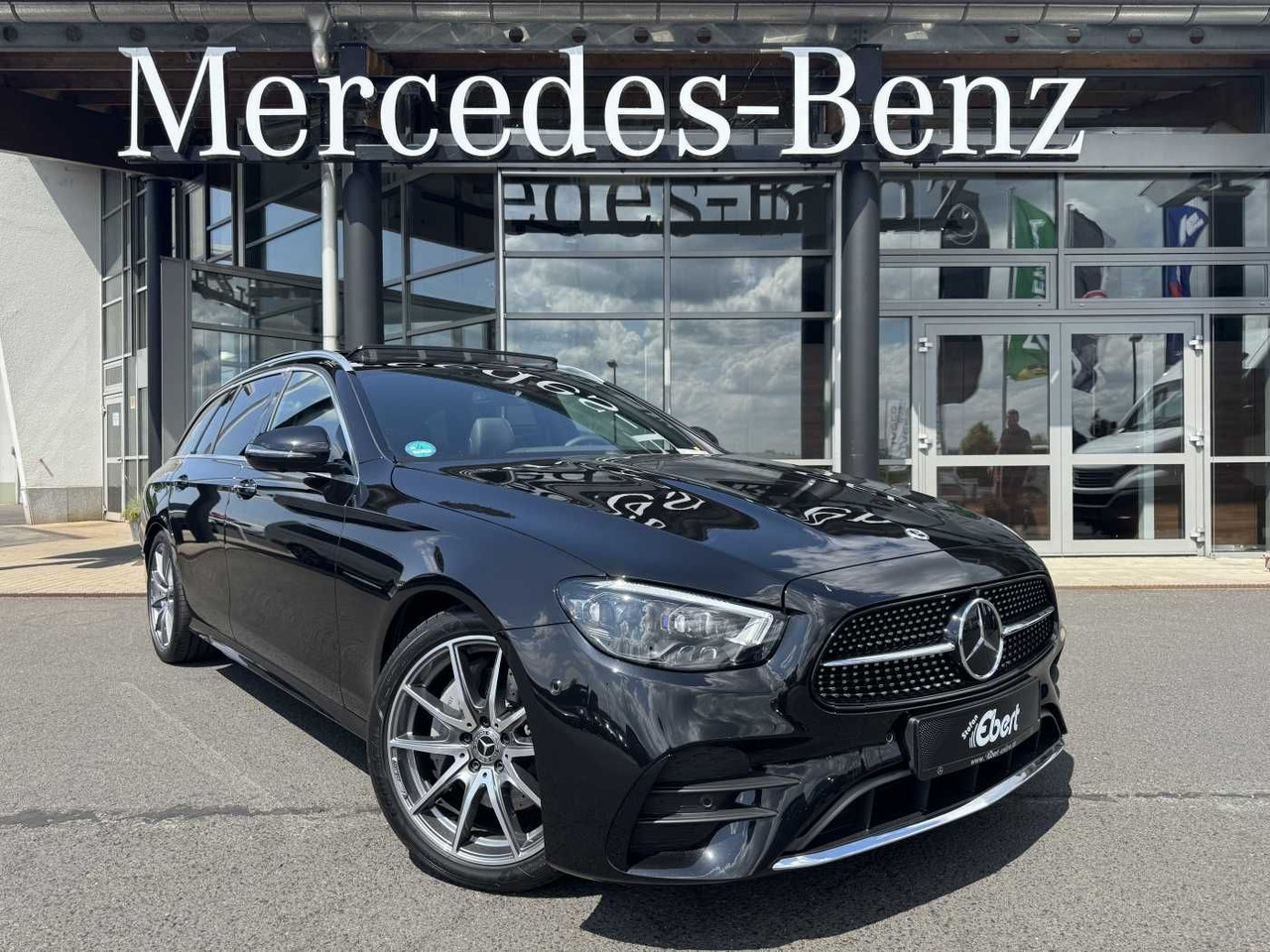 Mercedes-Benz E 220d AMG+Pano+Burm+Distr+Memory+AHK+360 - Voiture: photos 1 Mercedes-Benz E 220d AMG+Pano+Burm+Distr+Memory+AHK+360 - Voiture: photos 1