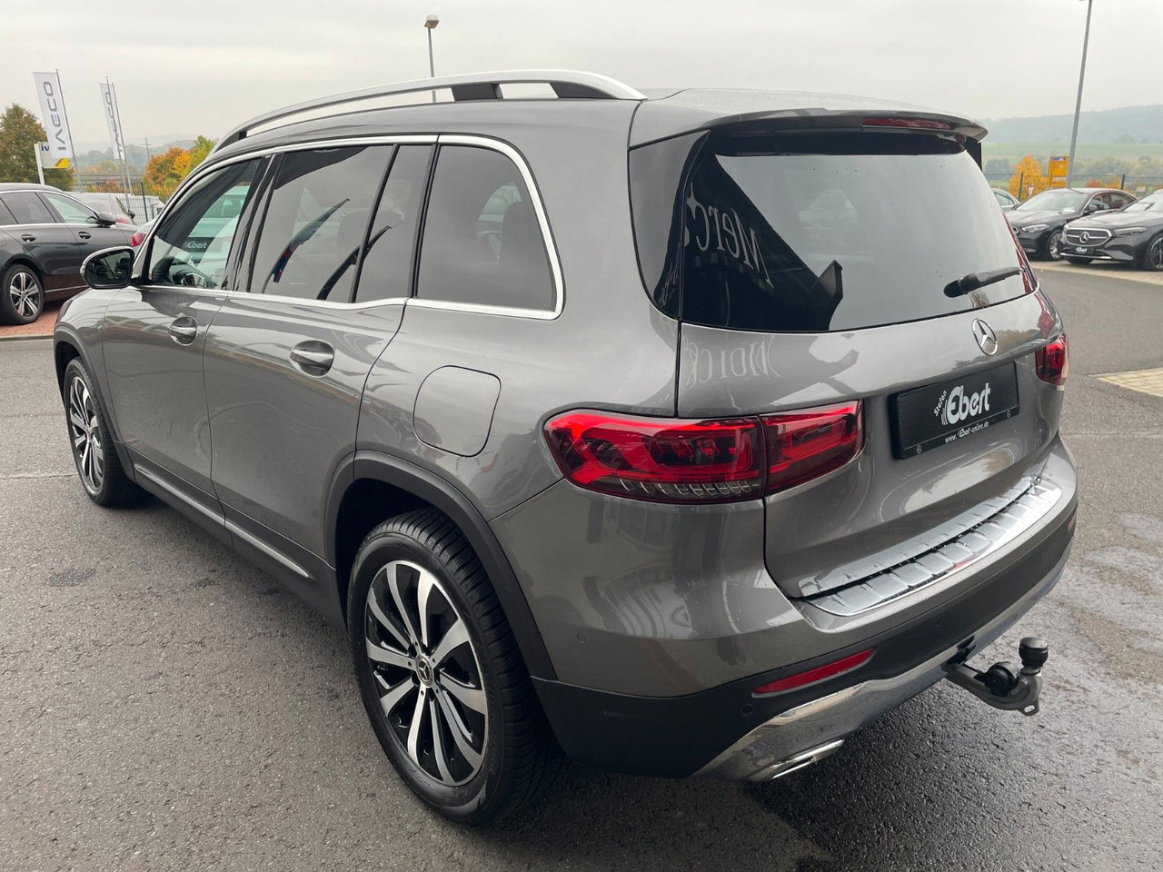 Mercedes-Benz GLB 220 d 4MATIC Progressive AHK+Memory+Pano+360 - SUV: photos 3 Mercedes-Benz GLB 220 d 4MATIC Progressive AHK+Memory+Pano+360 - SUV: photos 3