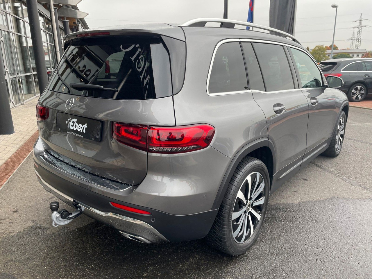 Mercedes-Benz GLB 220 d 4MATIC Progressive AHK+Memory+Pano+360 - SUV: photos 4 Mercedes-Benz GLB 220 d 4MATIC Progressive AHK+Memory+Pano+360 - SUV: photos 4