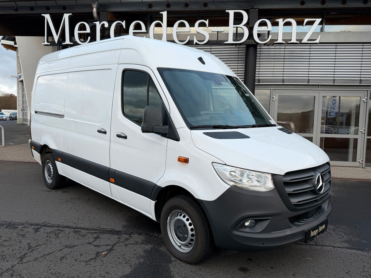 Mercedes-Benz Sprinter 317 CDI 3665 Klima 360 SHZ MBUX - Fourgon utilitaire: photos 1 Mercedes-Benz Sprinter 317 CDI 3665 Klima 360 SHZ MBUX - Fourgon utilitaire: photos 1
