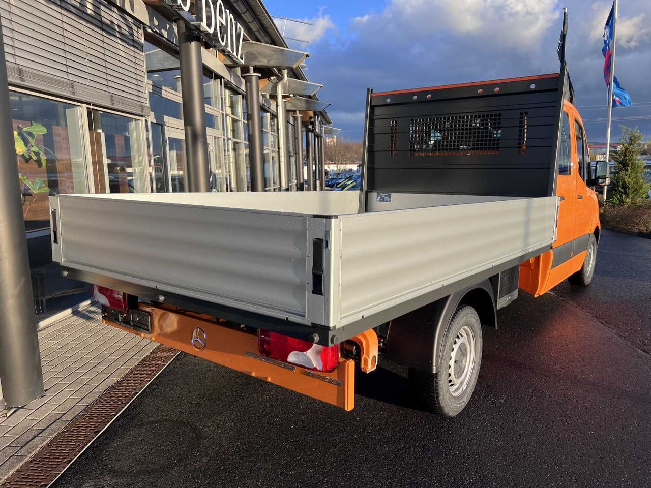 Mercedes-Benz Sprinter 317 CDI DoKa 4325 Klima MBUX Stdheiz - Utilitaire plateau, Utilitaire double cabine: photos 4 Mercedes-Benz Sprinter 317 CDI DoKa 4325 Klima MBUX Stdheiz - Utilitaire plateau, Utilitaire double cabine: photos 4