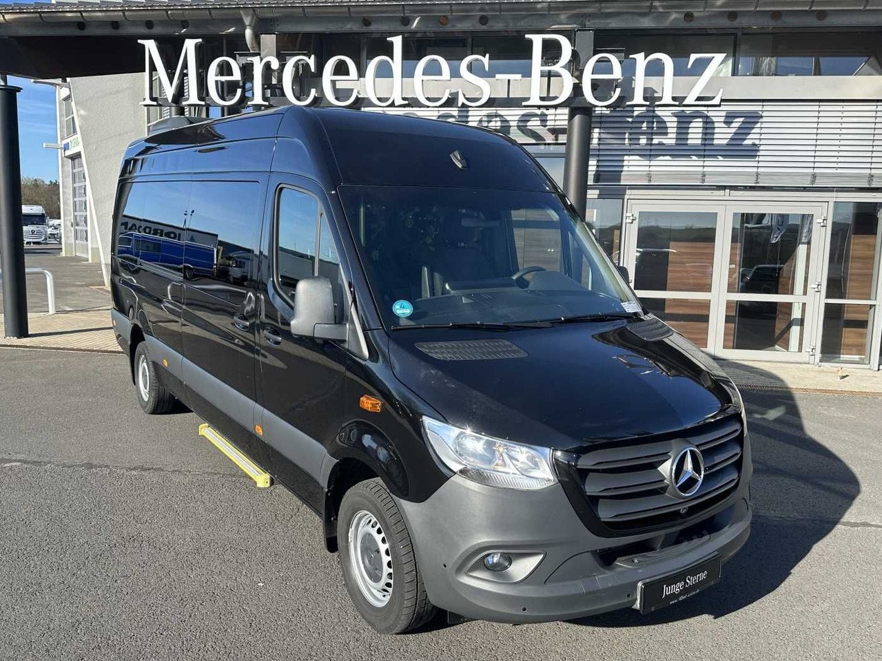 Mercedes-Benz Sprinter 317 CDI Tourer Dachklima AHK 360 MBUX - Utilitaire double cabine: photos 1 Mercedes-Benz Sprinter 317 CDI Tourer Dachklima AHK 360 MBUX - Utilitaire double cabine: photos 1