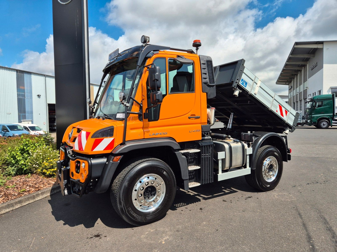 Mercedes-Benz Unimog U435 4x4 Kipper Vario-Pilot Hydrostat - Camion benne: photos 4 Mercedes-Benz Unimog U435 4x4 Kipper Vario-Pilot Hydrostat - Camion benne: photos 4
