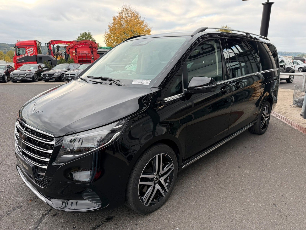 Mercedes-Benz V 300 d 4MATIC EXCLUSIVE Luxus-Sitze AHK2,5to - Transport de personnes: photos 3 Mercedes-Benz V 300 d 4MATIC EXCLUSIVE Luxus-Sitze AHK2,5to - Transport de personnes: photos 3