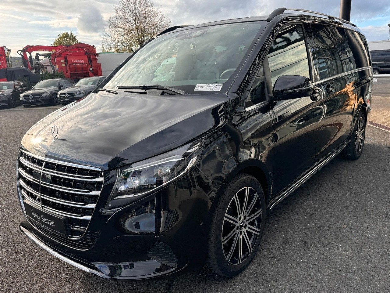 Mercedes-Benz V 300 d EXCLUSIVE AIRMATIC AHK2,5 Standheiz - Transport de personnes: photos 3 Mercedes-Benz V 300 d EXCLUSIVE AIRMATIC AHK2,5 Standheiz - Transport de personnes: photos 3