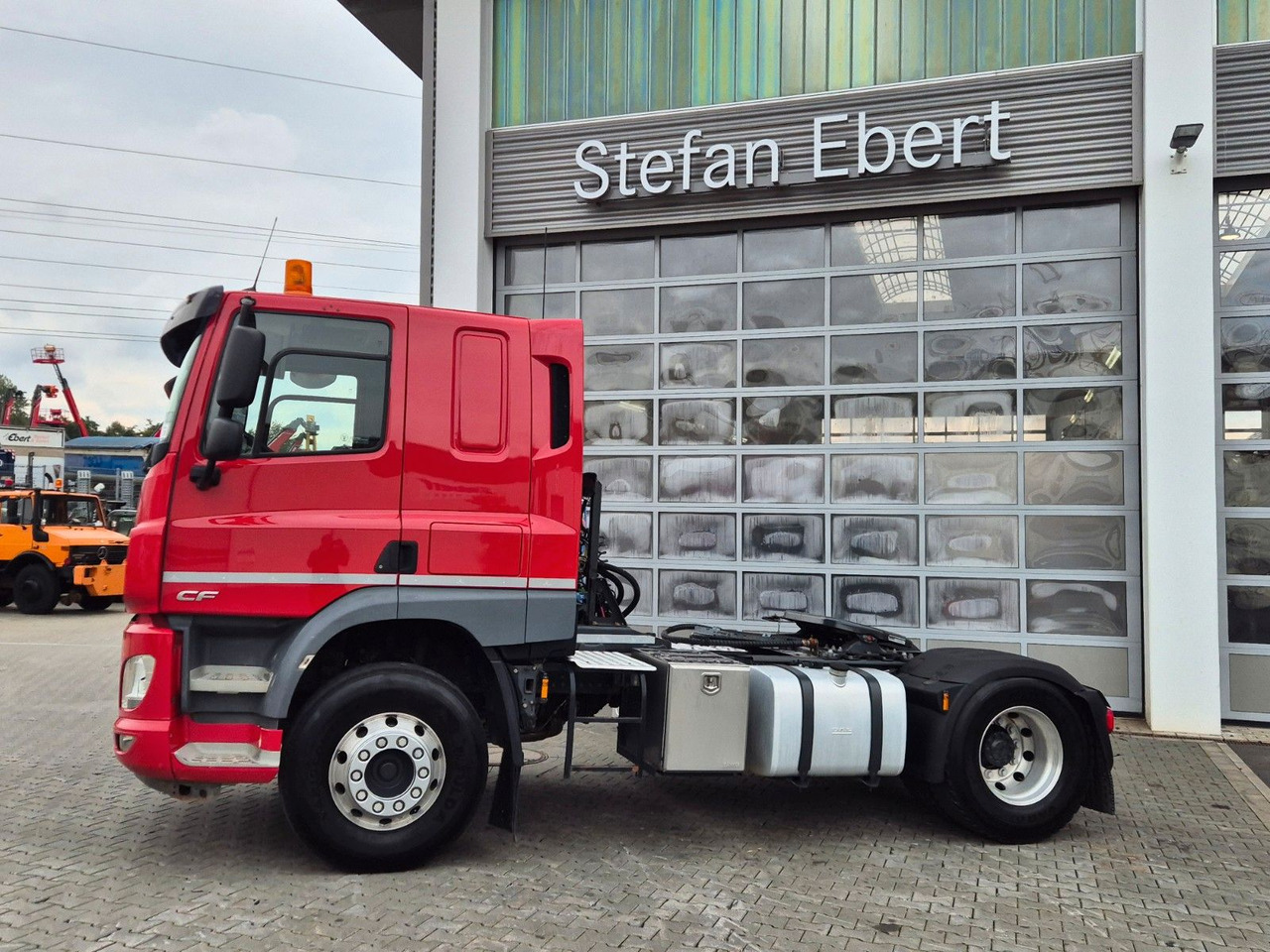 DAF CF 450 FT 4x2 Hydraulik Alu-Felgen Bett - Tracteur routier: photos 5 DAF CF 450 FT 4x2 Hydraulik Alu-Felgen Bett - Tracteur routier: photos 5