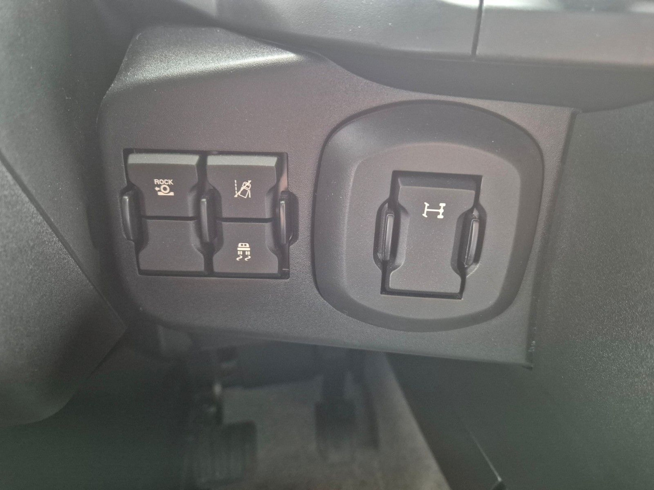 Tracteur routier Iveco X-Way AS440X58T/FP ON 4x2 Hydraulik Mirror-Cams: photos 26 Tracteur routier Iveco X-Way AS440X58T/FP ON 4x2 Hydraulik Mirror-Cams: photos 26