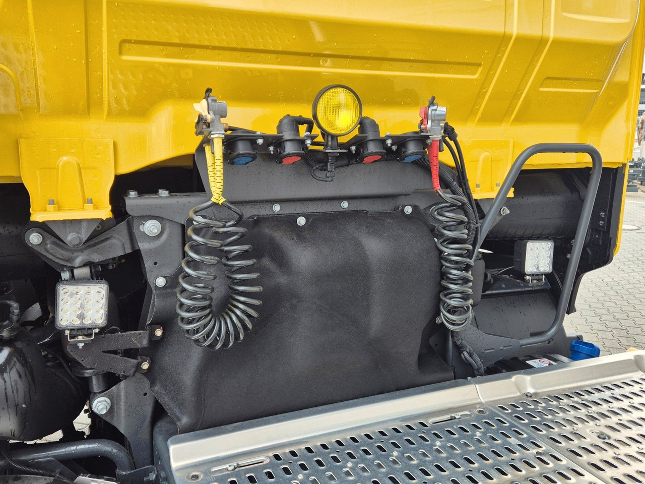 Tracteur routier Iveco X-Way AS440X58T/FP ON 4x2 Hydraulik Mirror-Cams: photos 15 Tracteur routier Iveco X-Way AS440X58T/FP ON 4x2 Hydraulik Mirror-Cams: photos 15