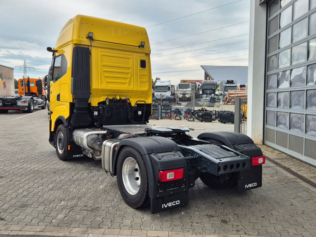 Tracteur routier Iveco X-Way AS440X58T/FP ON 4x2 Hydraulik Mirror-Cams: photos 9 Tracteur routier Iveco X-Way AS440X58T/FP ON 4x2 Hydraulik Mirror-Cams: photos 9