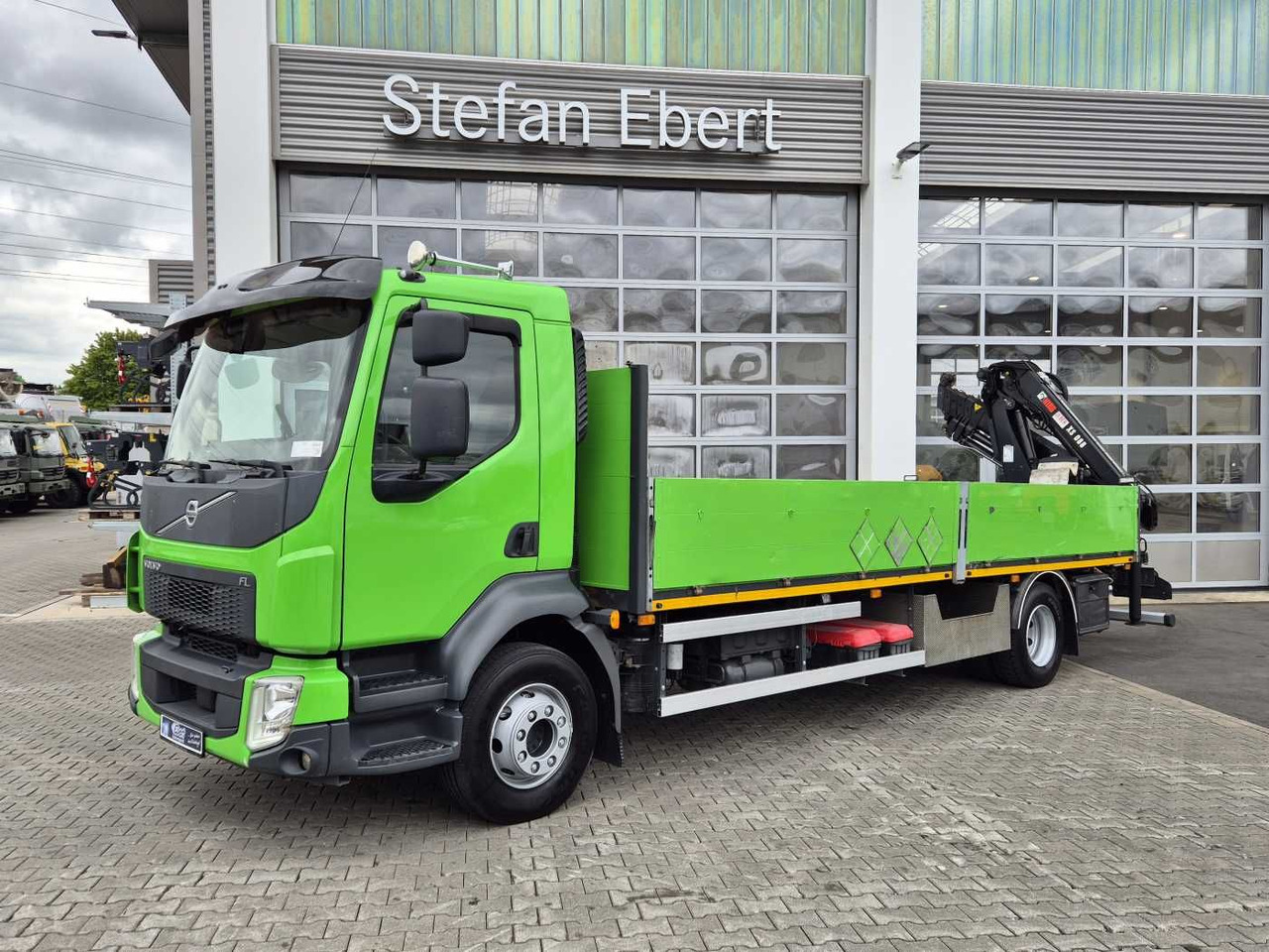 Volvo FL 42 R Kran Hiab XS 088 Funk bis 14 m! Kamera - Camion plateau, Camion grue: photos 4 Volvo FL 42 R Kran Hiab XS 088 Funk bis 14 m! Kamera - Camion plateau, Camion grue: photos 4