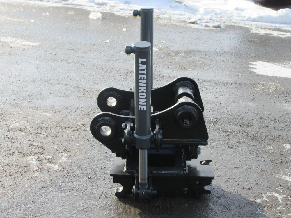 Lännen Kallistuva pikaliitin S45 mek. 2-syl. - Attache rapide pour Engins de chantier: photos 4 Lännen Kallistuva pikaliitin S45 mek. 2-syl. - Attache rapide pour Engins de chantier: photos 4