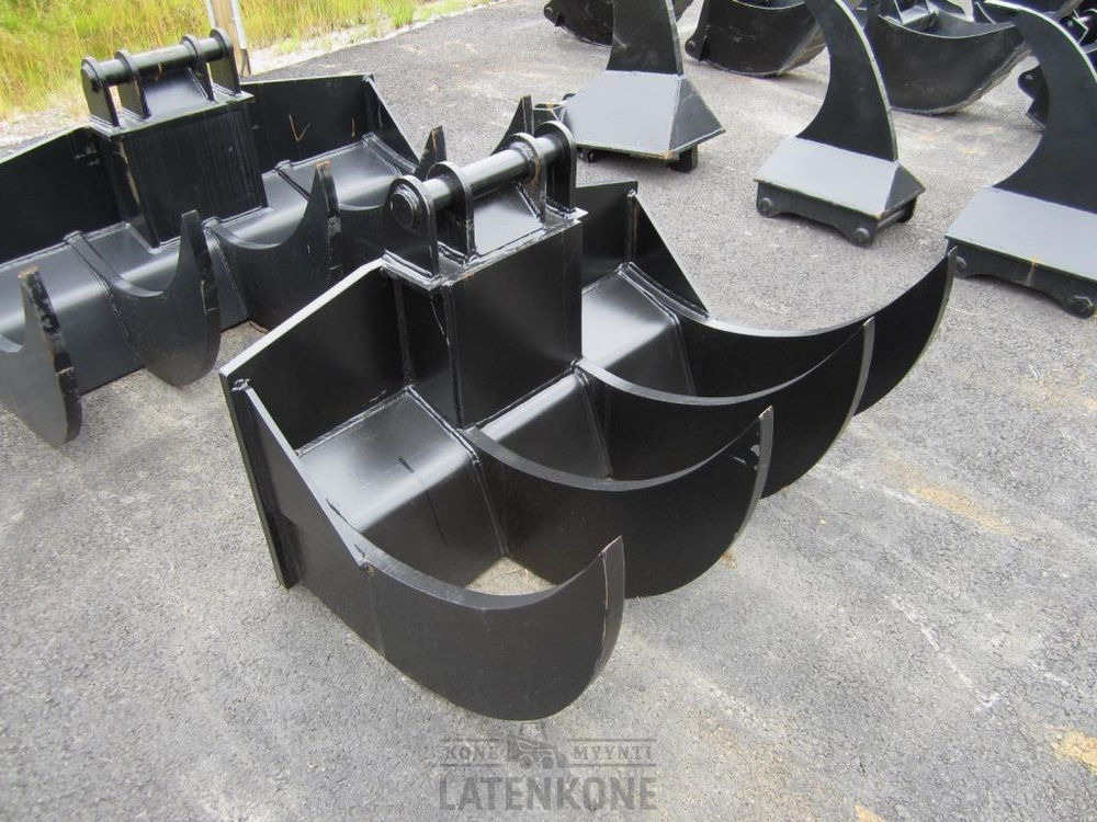 Laten Kantohara 1200mm 4-piikkinen NTP10 - Godet pour Engins de chantier: photos 1 Laten Kantohara 1200mm 4-piikkinen NTP10 - Godet pour Engins de chantier: photos 1