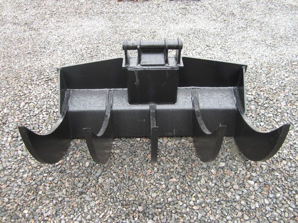 Laten Kantohara 1600mm 5-piikkinen NTP10 - Godet pour Engins de chantier: photos 2 Laten Kantohara 1600mm 5-piikkinen NTP10 - Godet pour Engins de chantier: photos 2