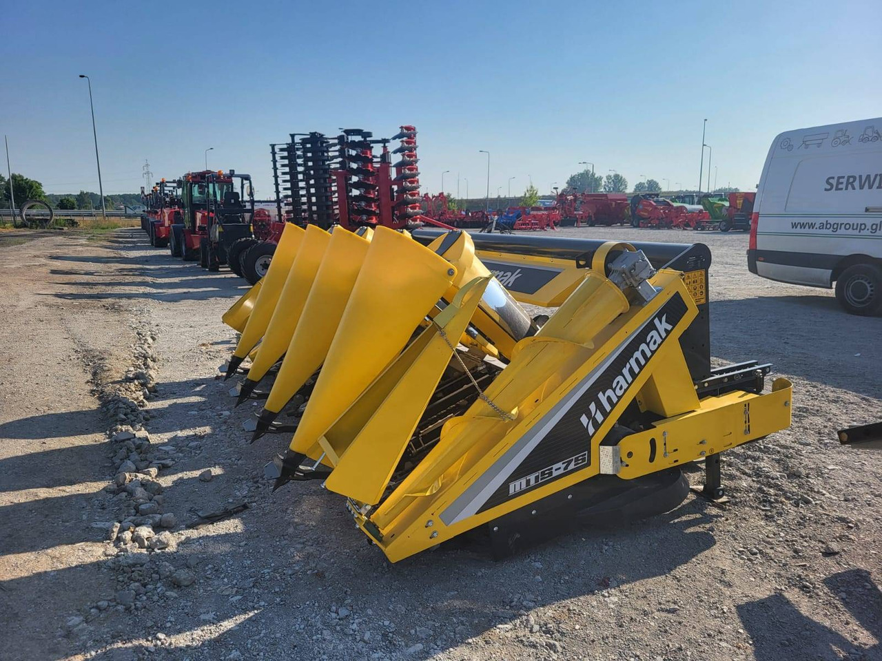 Harmak corn header MT5 - Cueilleur de maïs: photos 2 Harmak corn header MT5 - Cueilleur de maïs: photos 2