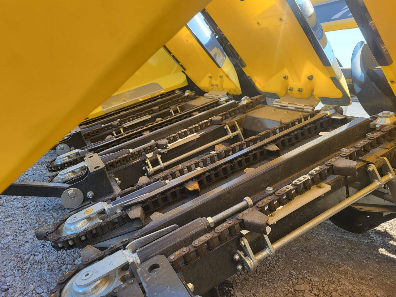 Harmak corn header MT5 - Cueilleur de maïs: photos 4 Harmak corn header MT5 - Cueilleur de maïs: photos 4