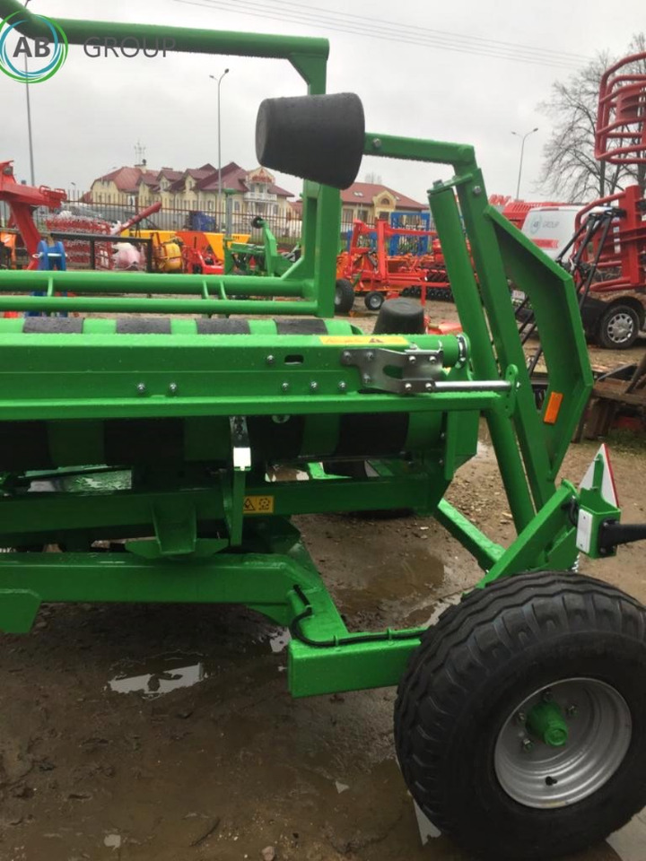 Inter-Tech self loading bale wrap GO01 - Enrubanneuse: photos 5 Inter-Tech self loading bale wrap GO01 - Enrubanneuse: photos 5