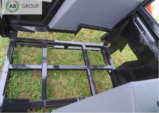 Koja tractor cab C-360 - Cabine pour Tracteur agricole: photos 4 Koja tractor cab C-360 - Cabine pour Tracteur agricole: photos 4