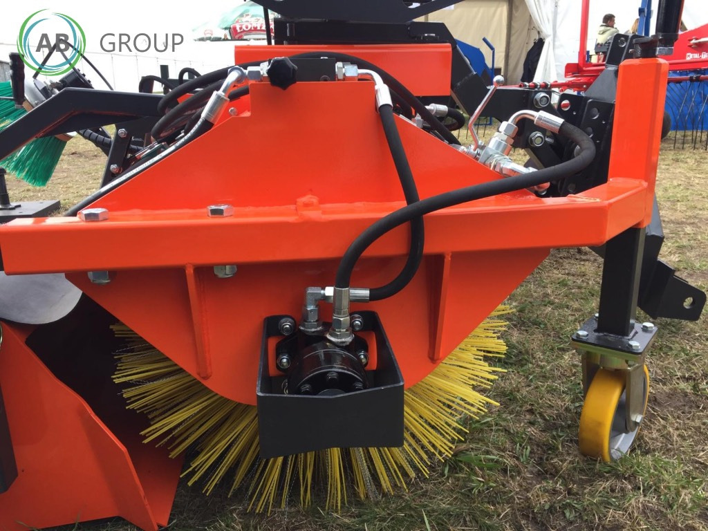 Metal-Technik TOP MT tractor road sweeper 2 m - Brosse pour Véhicule de voirie/ Spécial: photos 5 Metal-Technik TOP MT tractor road sweeper 2 m - Brosse pour Véhicule de voirie/ Spécial: photos 5
