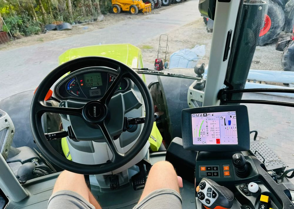 Tracteur agricole Claas Axion 930 CMATIC CEBIS: photos 11 Tracteur agricole Claas Axion 930 CMATIC CEBIS: photos 11