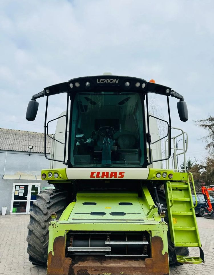Crédit-bail de  Claas LEXION 750 APS HYBRID Claas LEXION 750 APS HYBRID: photos 8