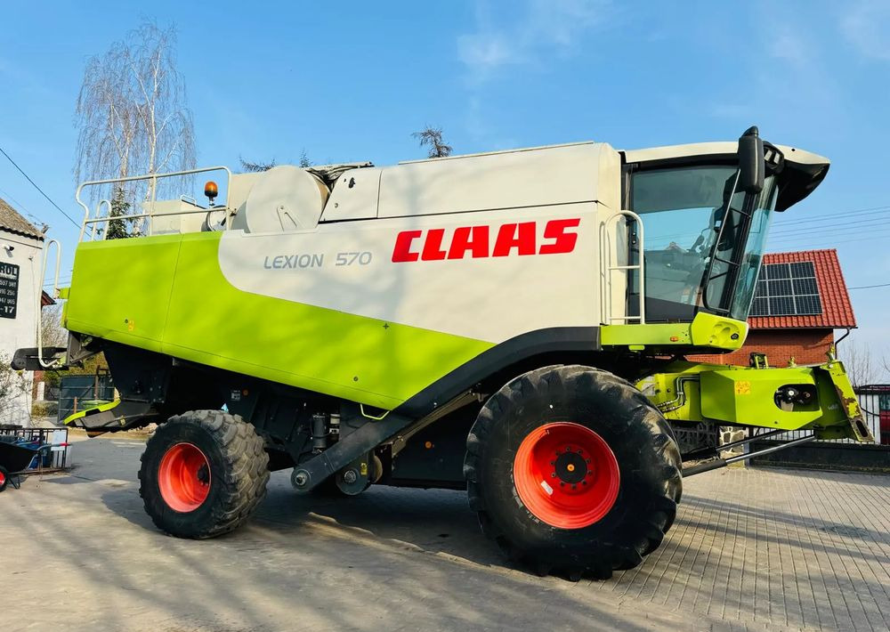 Claas Lexion 570 - Moissonneuse-batteuse: photos 1 Claas Lexion 570 - Moissonneuse-batteuse: photos 1