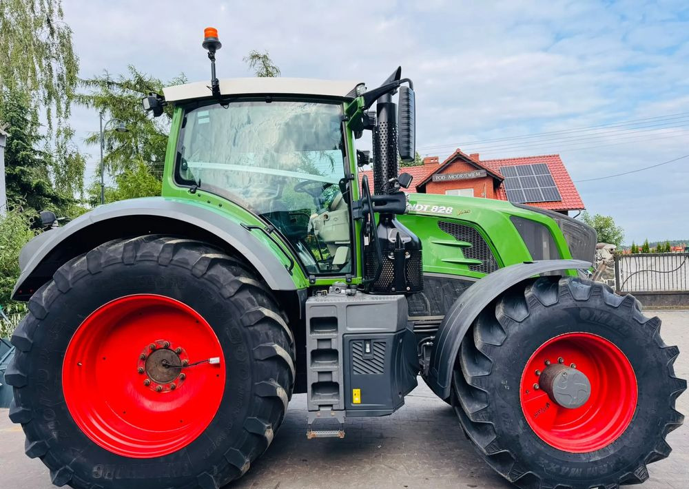 Tracteur agricole Fendt 828 Vario profi PLUS: photos 8