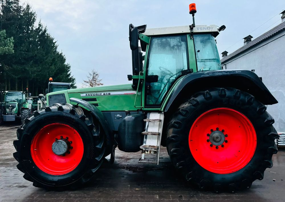 Fendt Favorit 818 - Tracteur agricole: photos 2 Fendt Favorit 818 - Tracteur agricole: photos 2