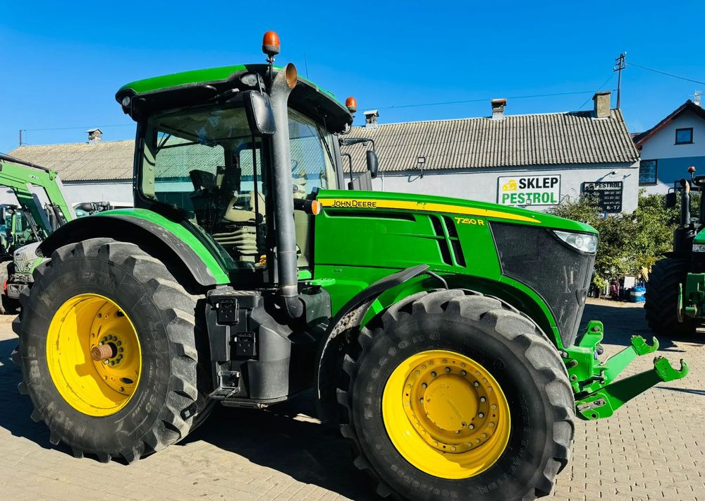 John Deere 7250R - Tracteur agricole: photos 3 John Deere 7250R - Tracteur agricole: photos 3