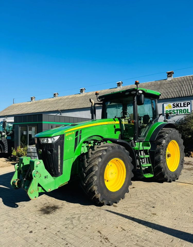 John Deere 8260R - Tracteur agricole: photos 1 John Deere 8260R - Tracteur agricole: photos 1