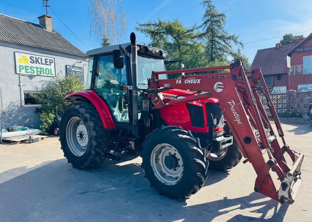 Massey Ferguson 6490 Dyna 6 - Tracteur agricole: photos 3 Massey Ferguson 6490 Dyna 6 - Tracteur agricole: photos 3