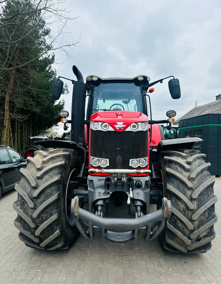 Massey Ferguson 8680 Dyna-VT - Tracteur agricole: photos 5 Massey Ferguson 8680 Dyna-VT - Tracteur agricole: photos 5