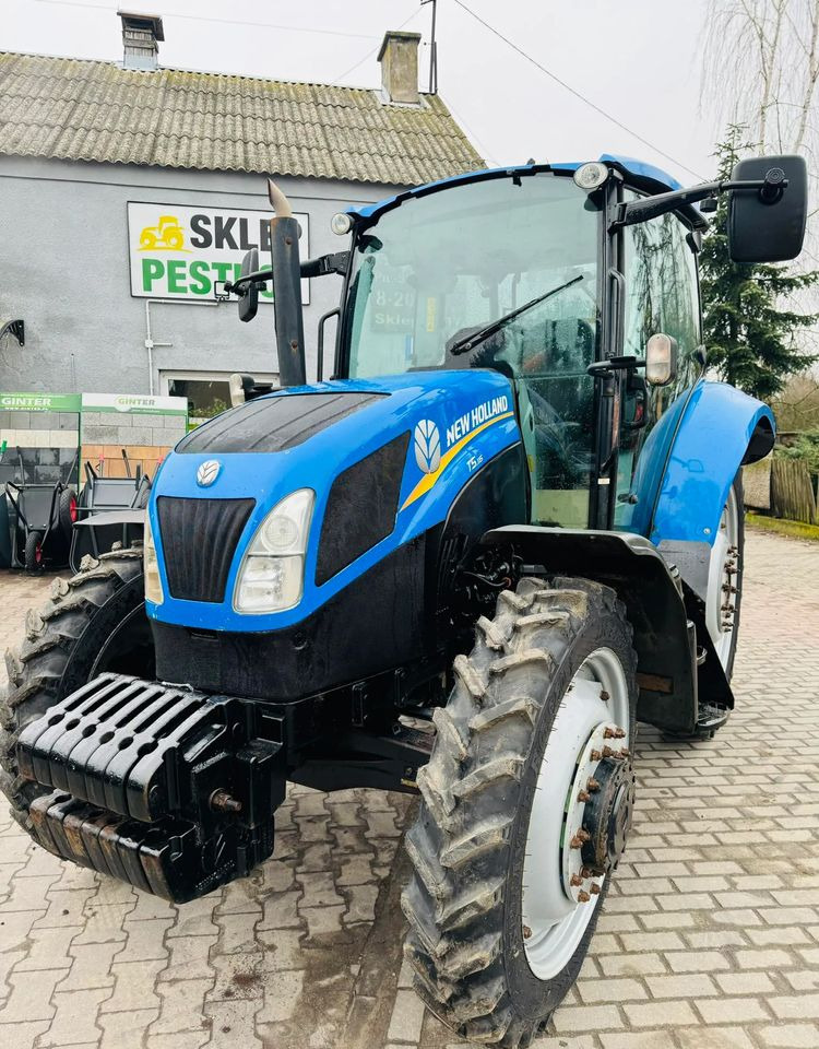 New Holland T5.115 - Tracteur agricole: photos 5 New Holland T5.115 - Tracteur agricole: photos 5