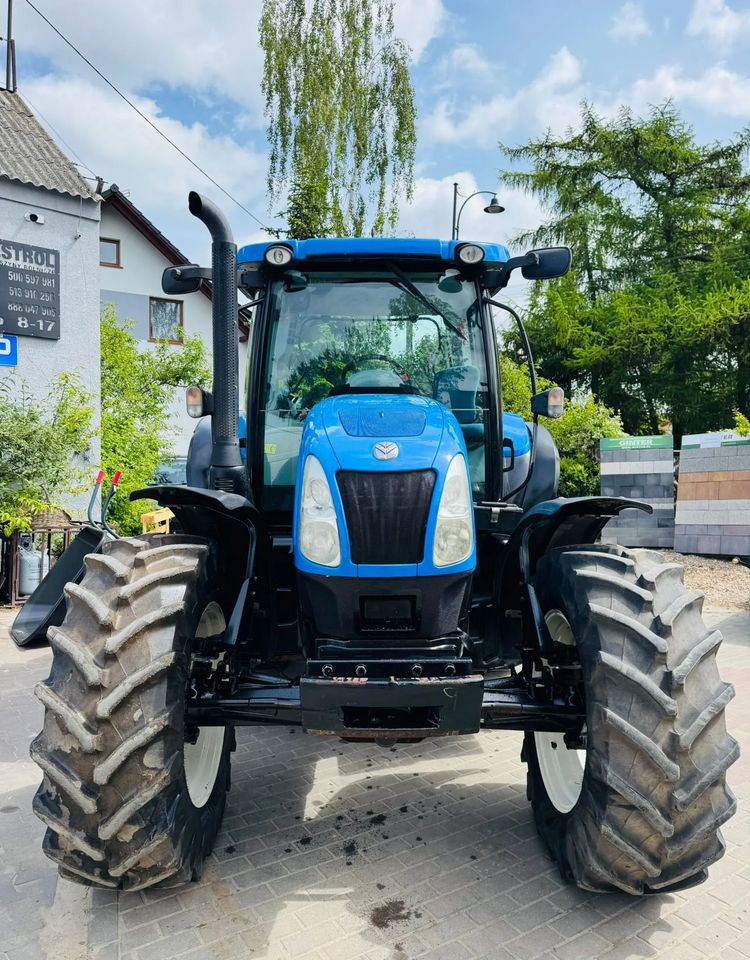 New Holland T6.175 - Tracteur agricole: photos 5 New Holland T6.175 - Tracteur agricole: photos 5