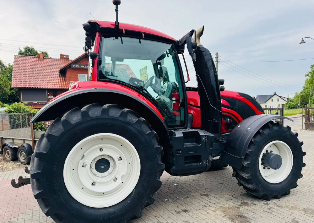 Valtra T154 - Tracteur agricole: photos 3 Valtra T154 - Tracteur agricole: photos 3