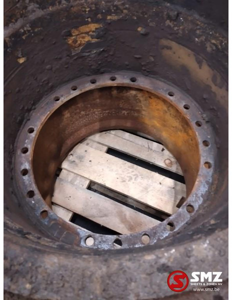 Bridgestone Occ industrieband Bridgestone 29.5R25 - Pneu pour Camion: photos 5 Bridgestone Occ industrieband Bridgestone 29.5R25 - Pneu pour Camion: photos 5