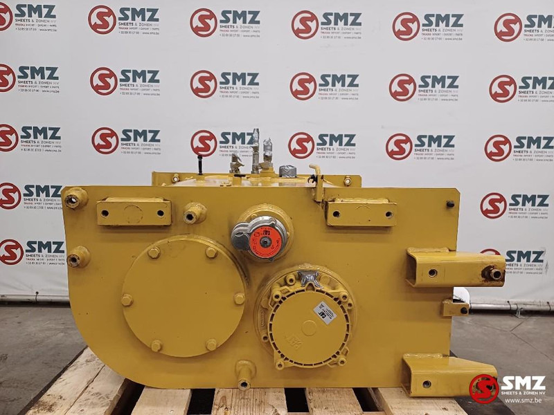 Caterpillar Hydraulic oil system Caterpillar - Réservoir hydraulique pour Matériel de manutention: photos 4 Caterpillar Hydraulic oil system Caterpillar - Réservoir hydraulique pour Matériel de manutention: photos 4
