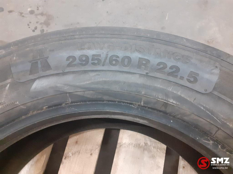 Continental Occ vrachtwagenband Continental 295/60R22.5 - Pneu pour Camion: photos 4 Continental Occ vrachtwagenband Continental 295/60R22.5 - Pneu pour Camion: photos 4