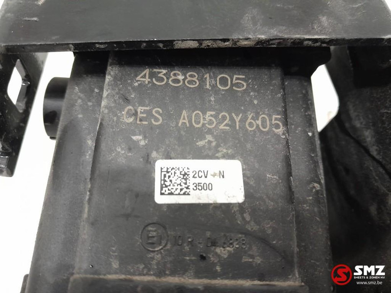 DAF Occ AdBlue pomp DAF - Système de carburant pour Camion: photos 5 DAF Occ AdBlue pomp DAF - Système de carburant pour Camion: photos 5