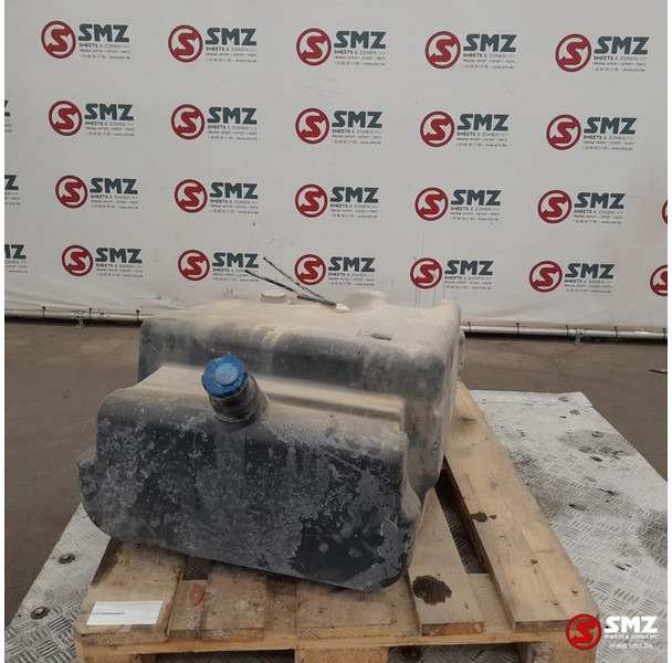 DAF Occ AdBluetank 100L DAF - Système de carburant pour Camion: photos 3 DAF Occ AdBluetank 100L DAF - Système de carburant pour Camion: photos 3