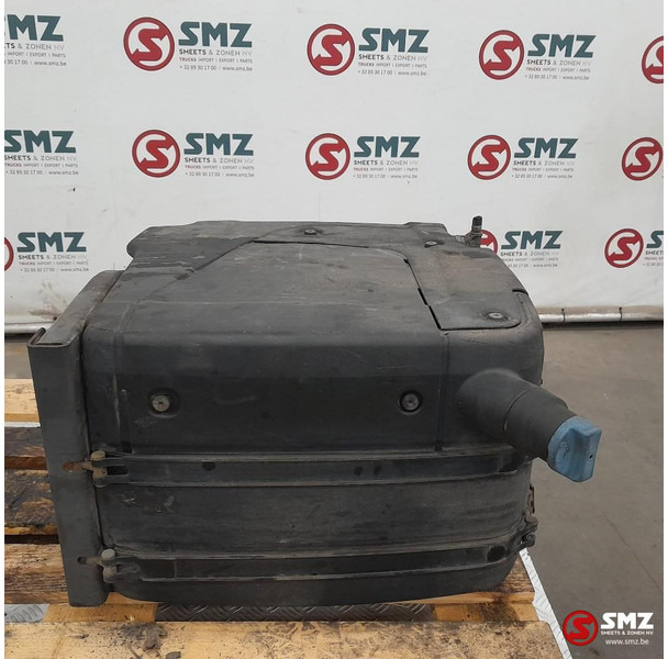 DAF Occ AdBluetank 75L DAF - Réservoir de carburant pour Camion: photos 1 DAF Occ AdBluetank 75L DAF - Réservoir de carburant pour Camion: photos 1