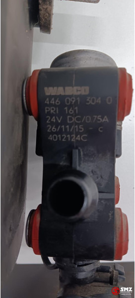 DAF Occ AdBlueverwarmngsklep DAF - Système de carburant pour Camion: photos 4 DAF Occ AdBlueverwarmngsklep DAF - Système de carburant pour Camion: photos 4